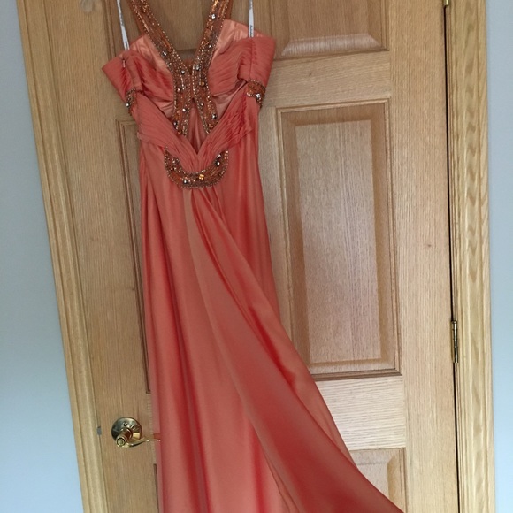 Interlude Prom Dress - Picture 5 of 8